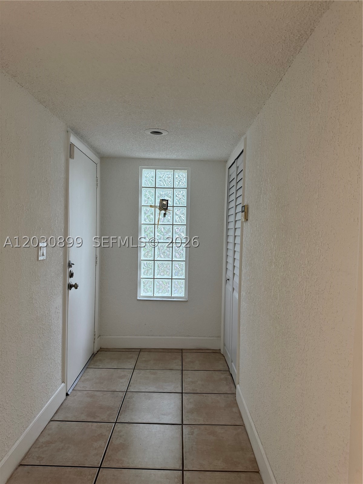 16184 Laurel Dr 204 Property Photo 5