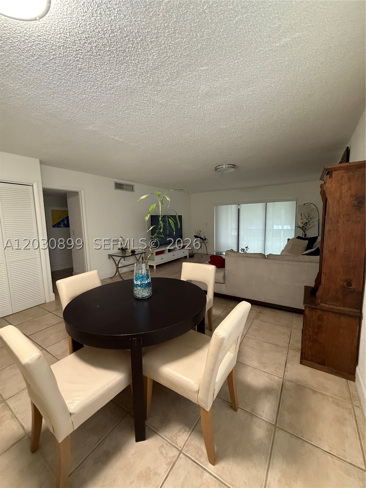 16184 Laurel Dr 204 Property Photo 18