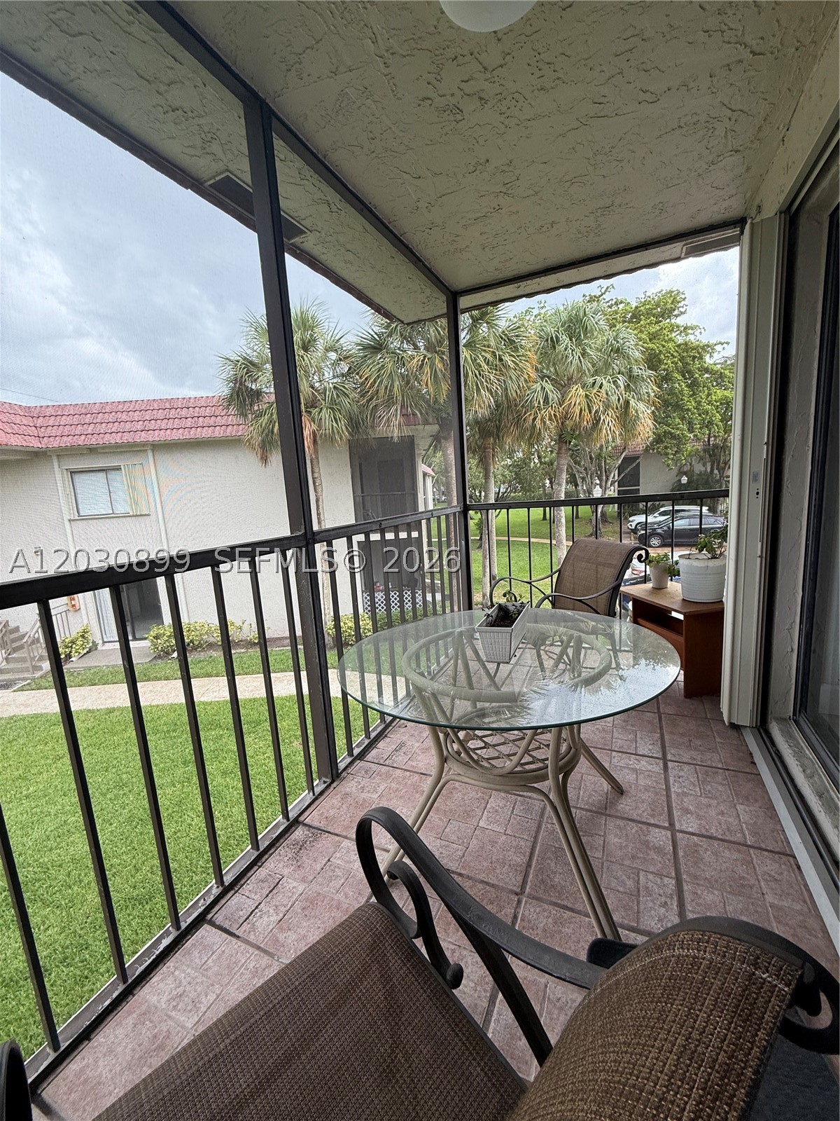 16184 Laurel Dr 204 Property Photo 23