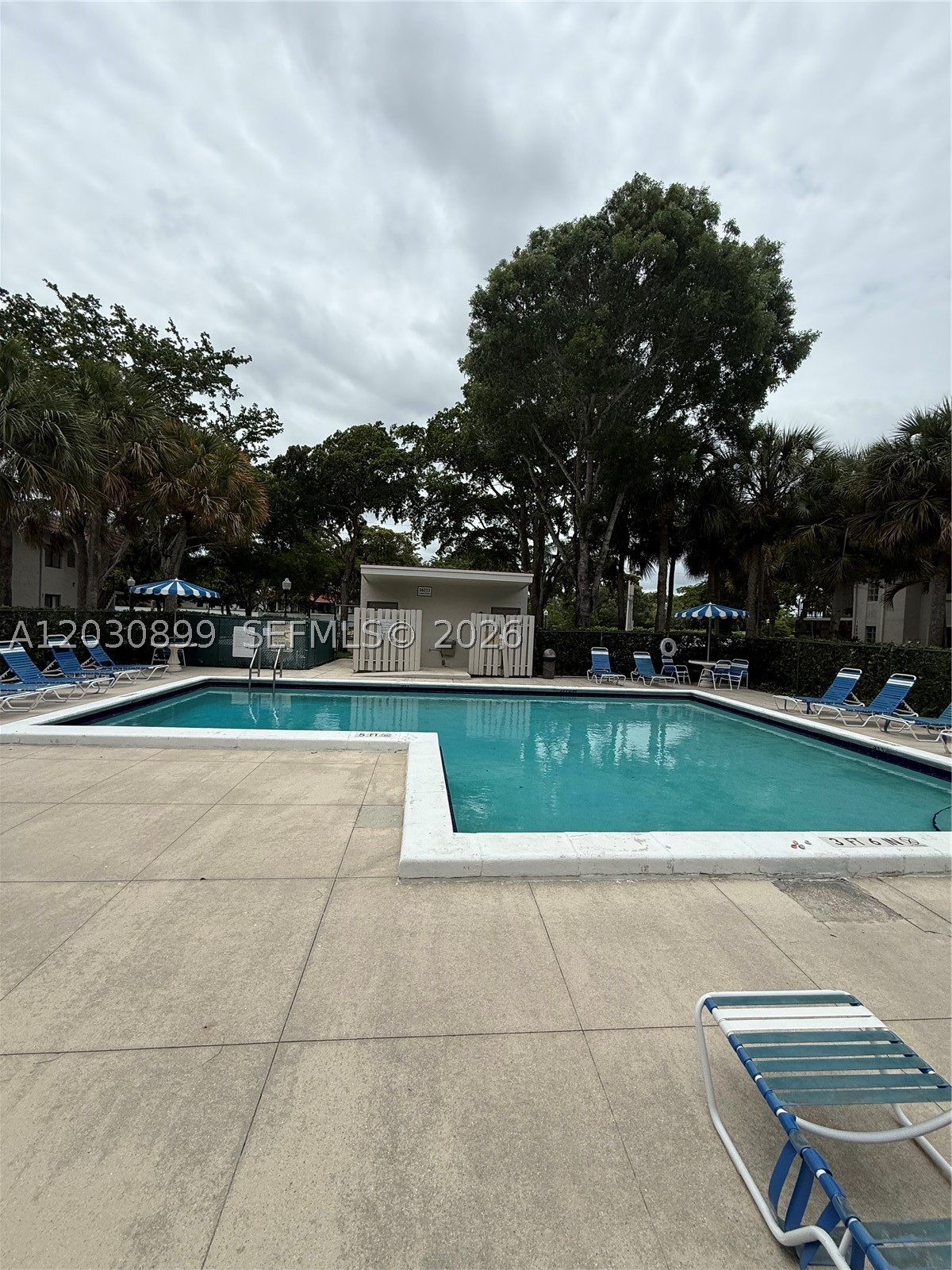16184 Laurel Dr 204 Property Photo 44