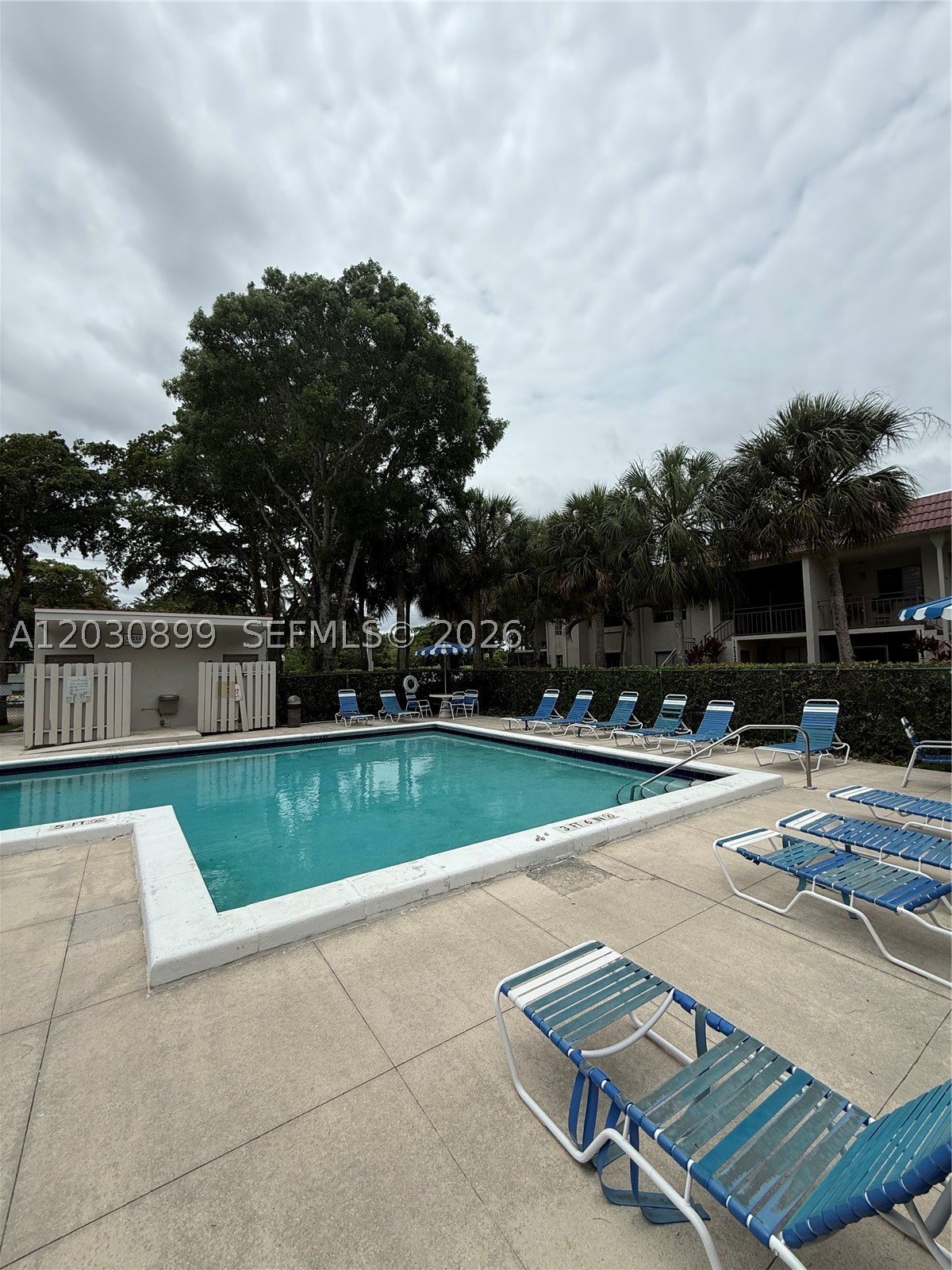 16184 Laurel Dr 204 Property Photo 45