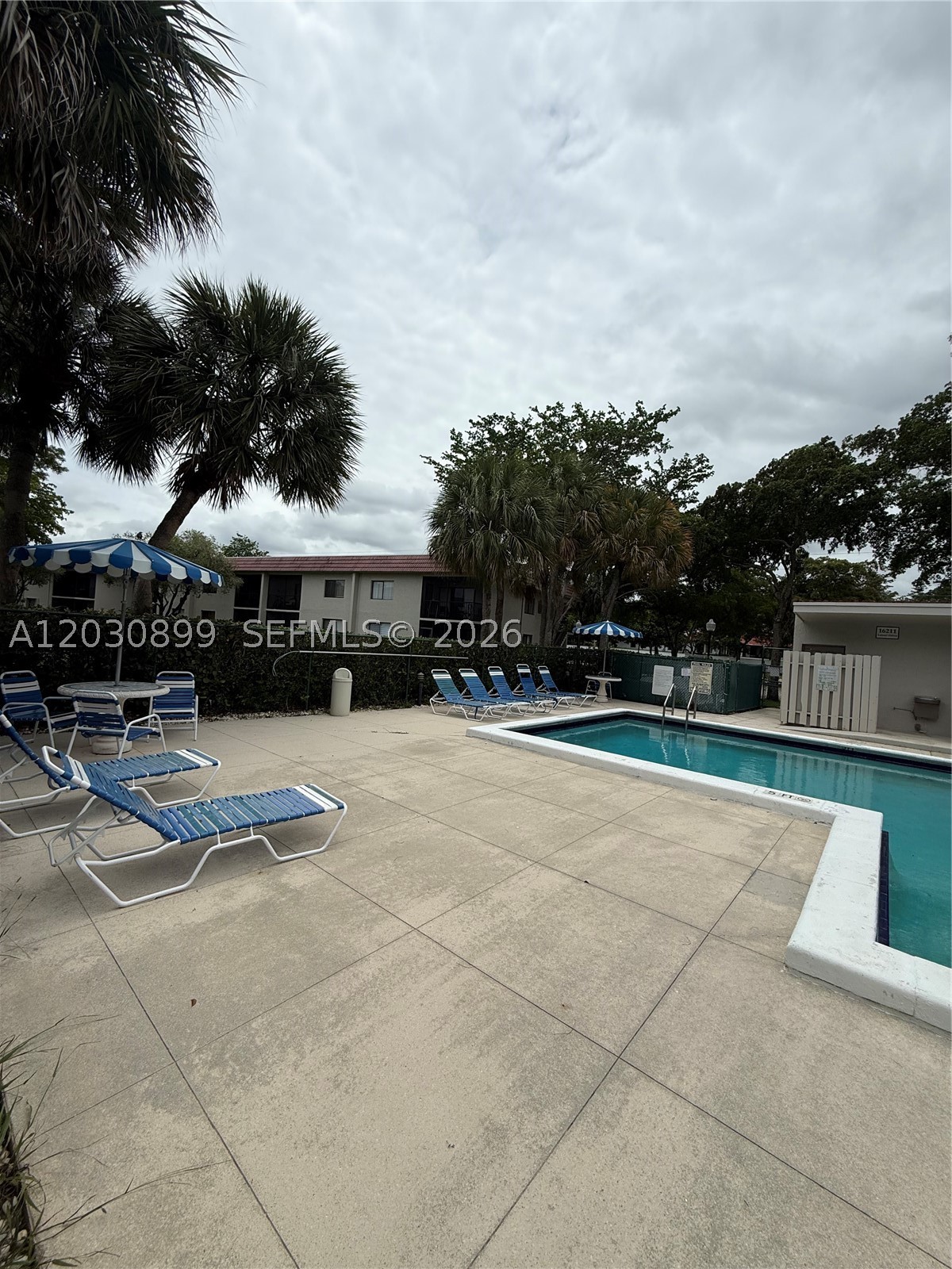 16184 Laurel Dr 204 Property Photo 49