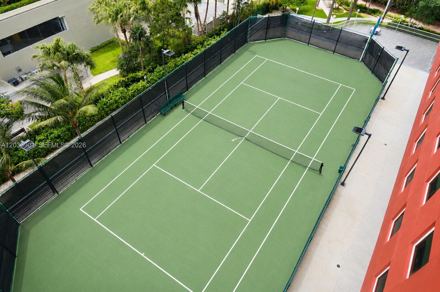 1627 Brickell Ave 1005 Property Photo 2