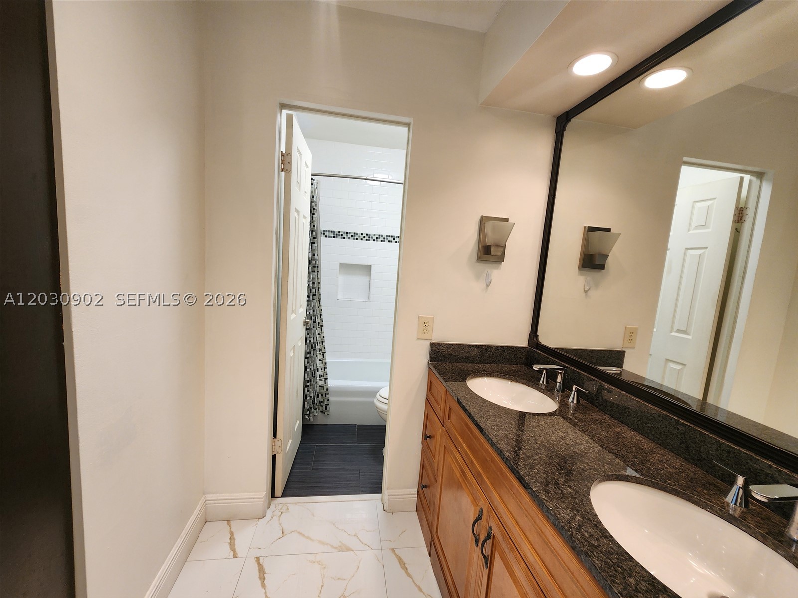 160 Cypress Club Dr 608 Property Photo 9