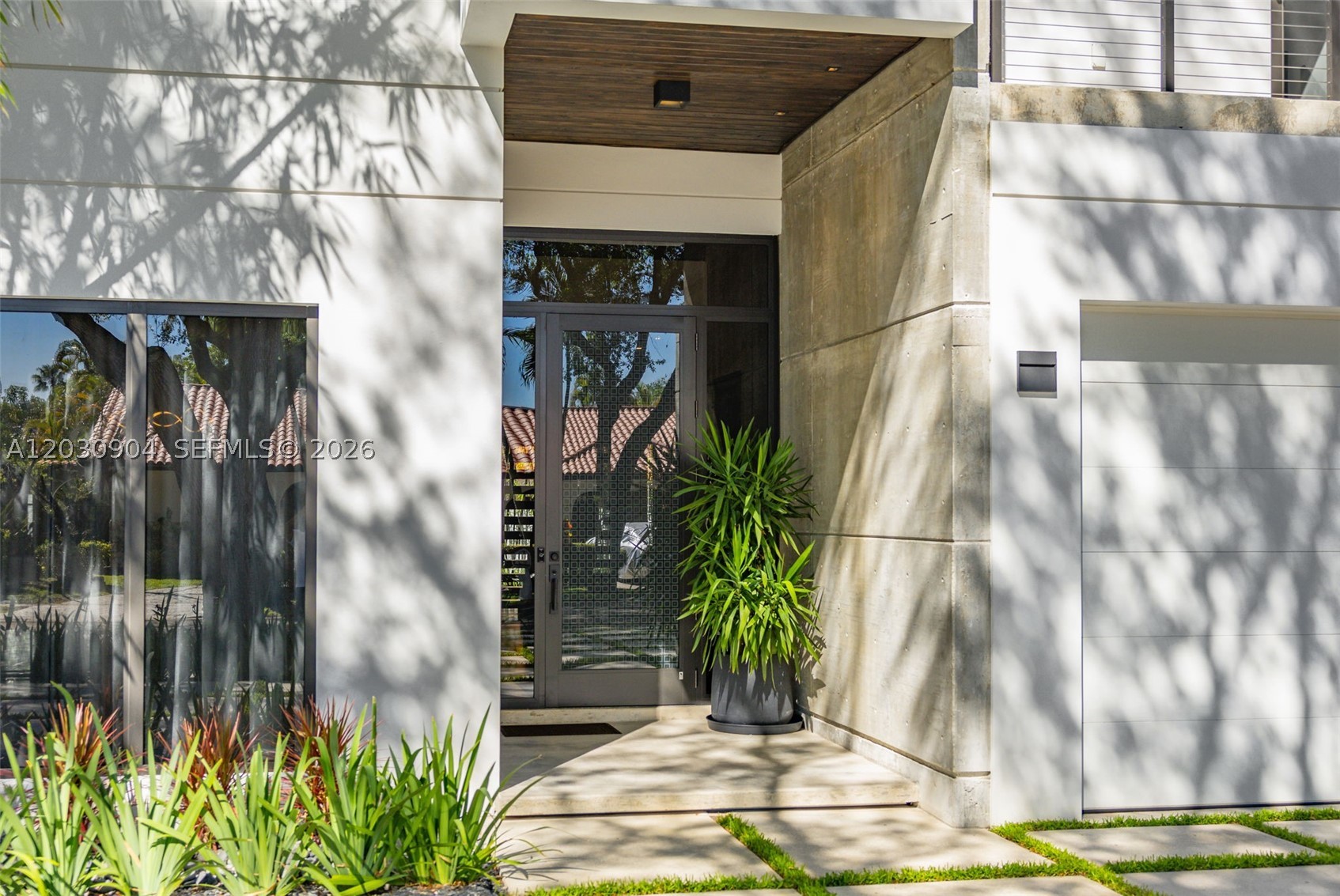 A12030904 Property Photo 6