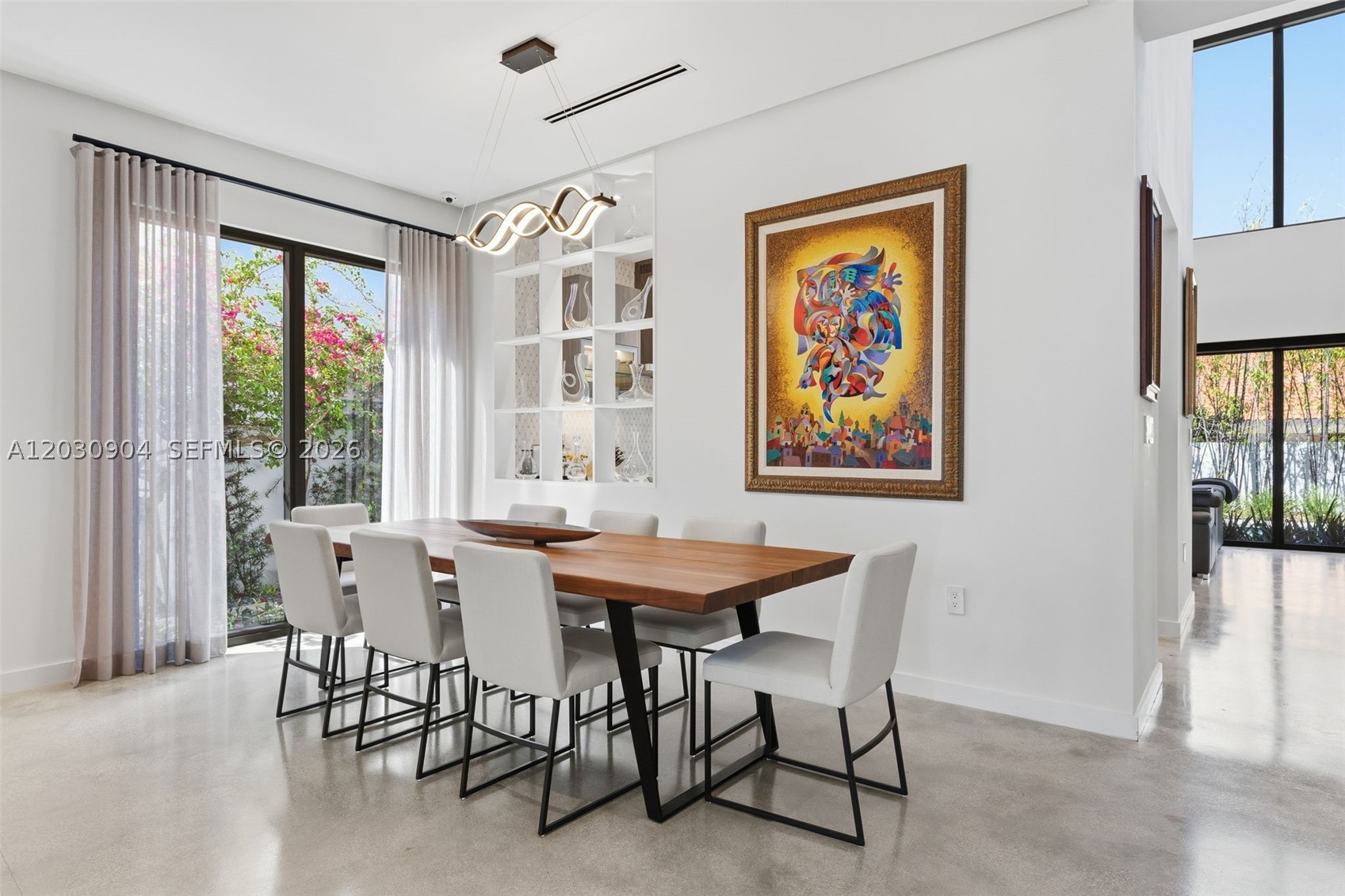 A12030904 Property Photo 11