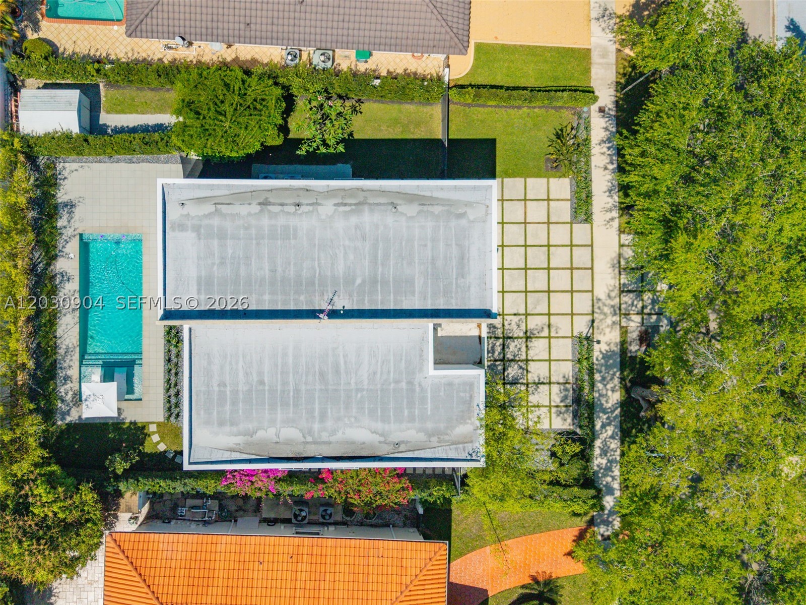 A12030904 Property Photo 66
