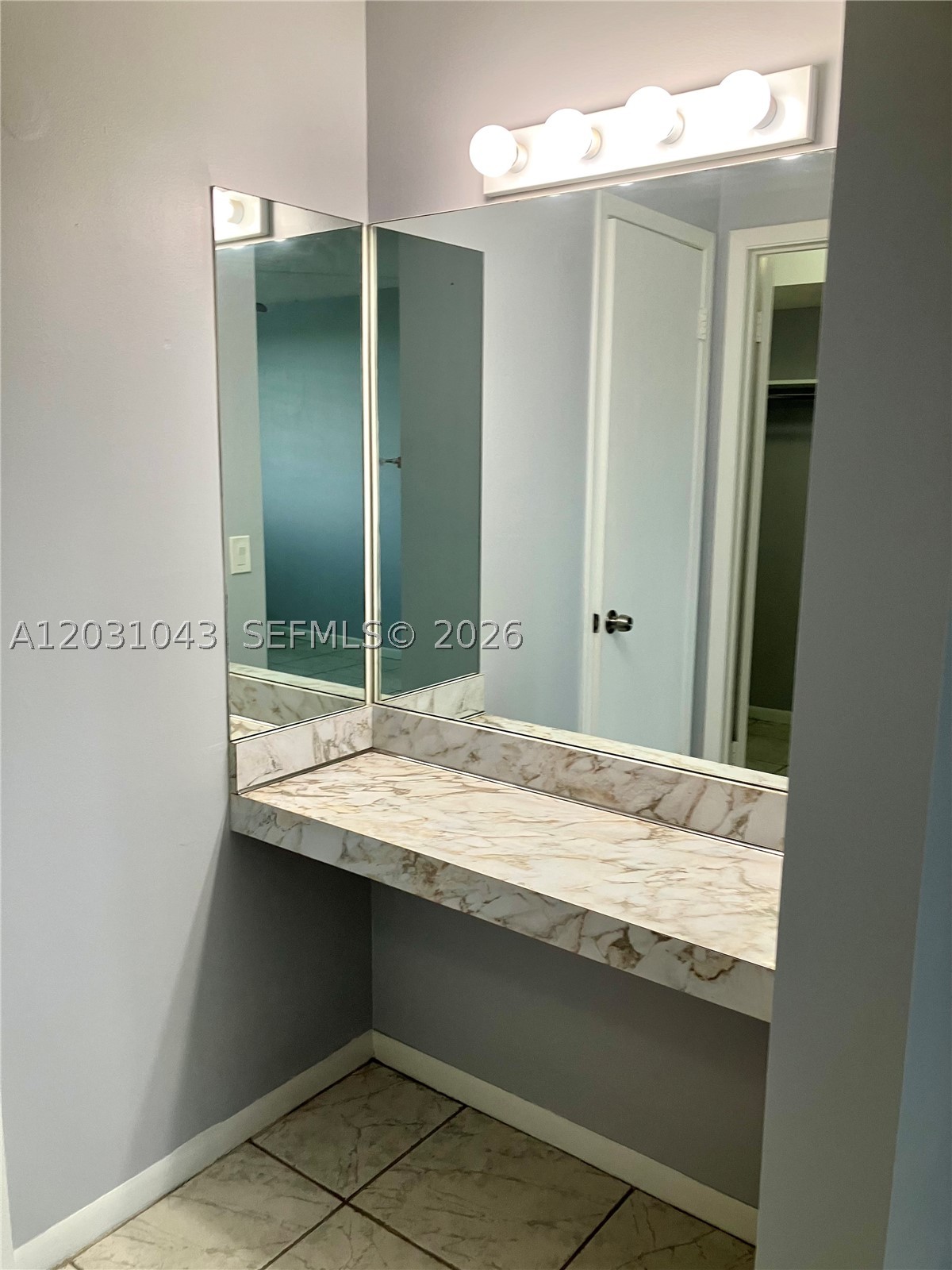 2801 Nw 47th Ter 403b Property Photo 13