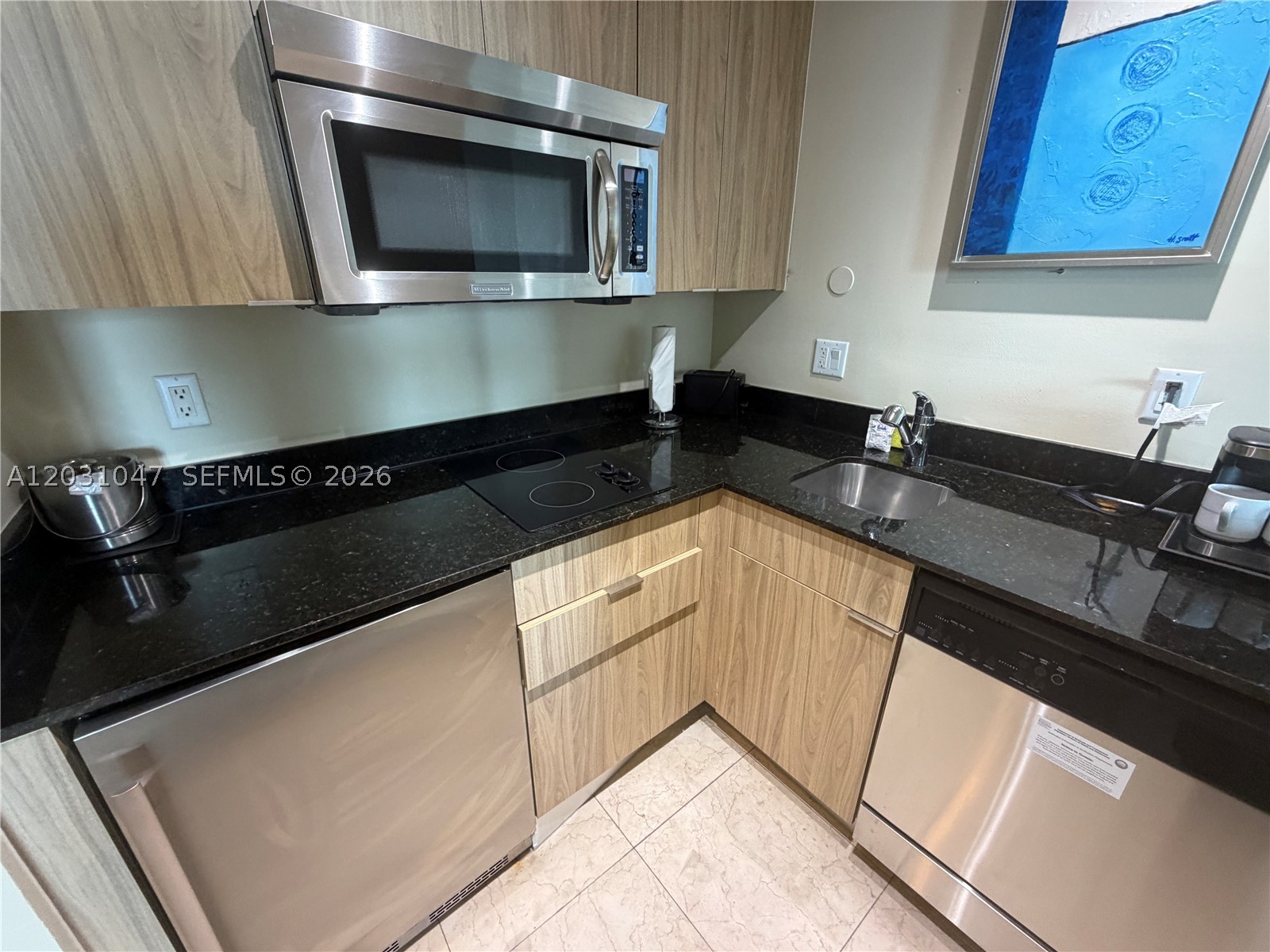 2670 E Sunrise Blvd 1132 Property Photo 5