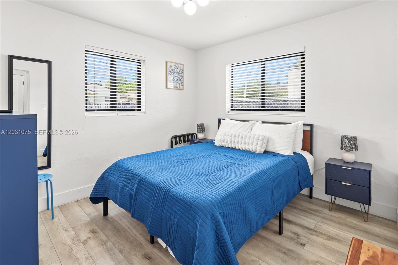 11002 Ne 13th Ave # Property Photo 8