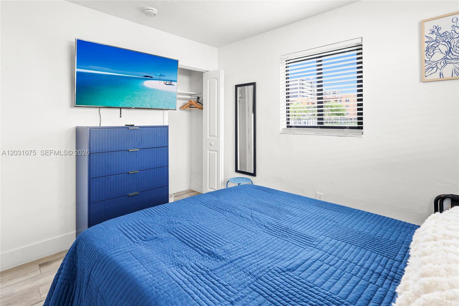 11002 Ne 13th Ave # Property Photo 9