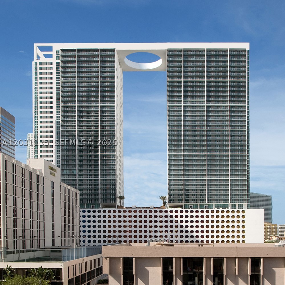 500 Brickell Ave 1808 Property Photo 1
