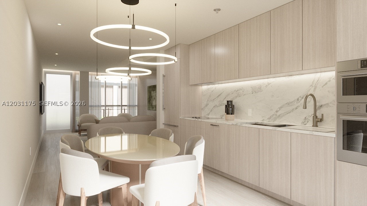 250 Collins Ave 302 Property Photo 2
