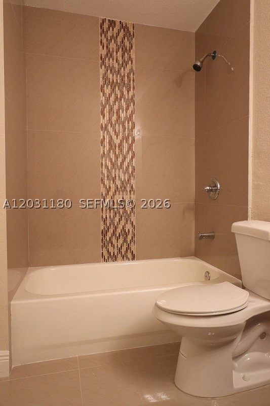 1861 Nw 59th Way Property Photo 7