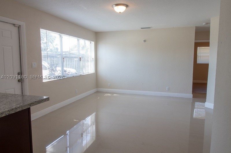 1861 Nw 59th Way Property Photo 12