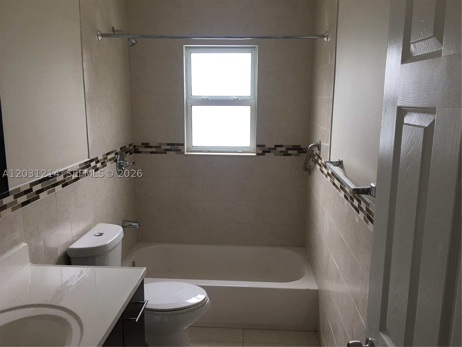 1594 Ne 155th Ter Property Photo 10