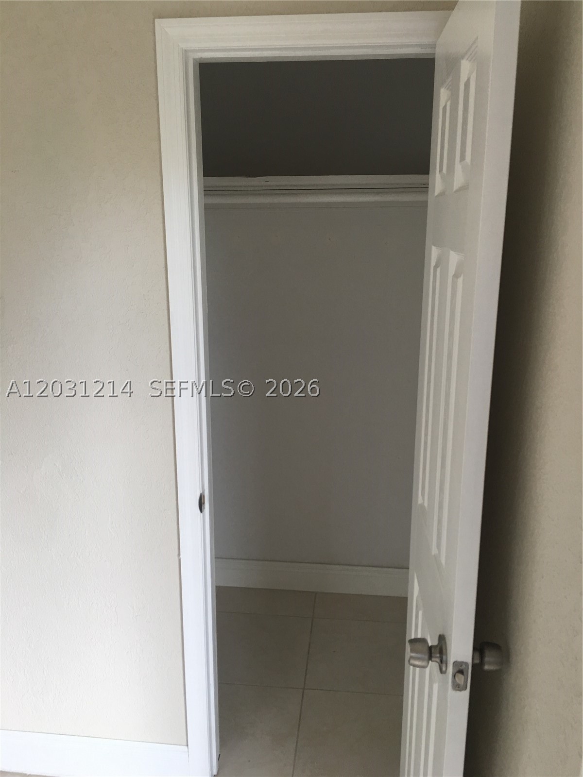 1594 Ne 155th Ter Property Photo 17