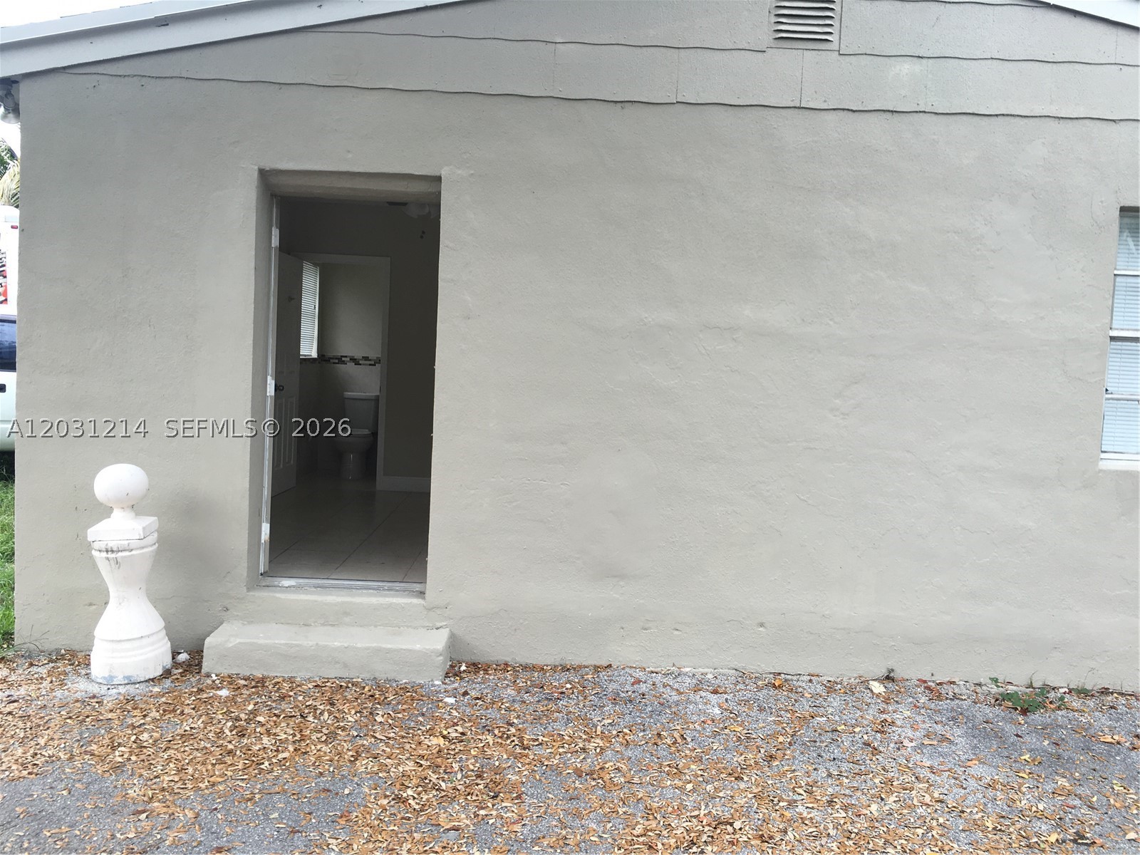1594 Ne 155th Ter Property Photo 22