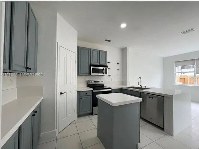 8042 Nw 114th Pl Property Photo 12