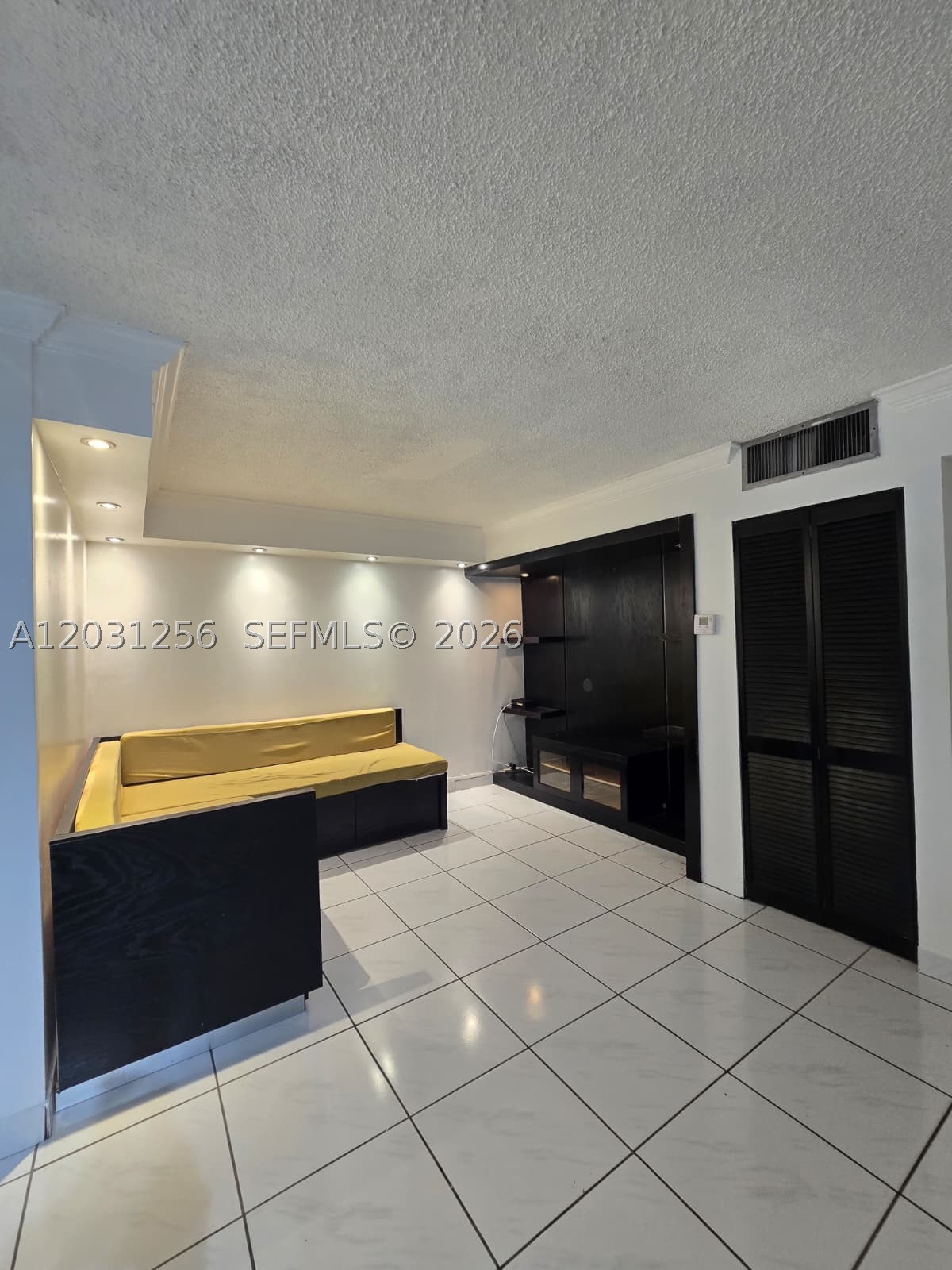 16909 N Bay Rd 321 Property Photo 16