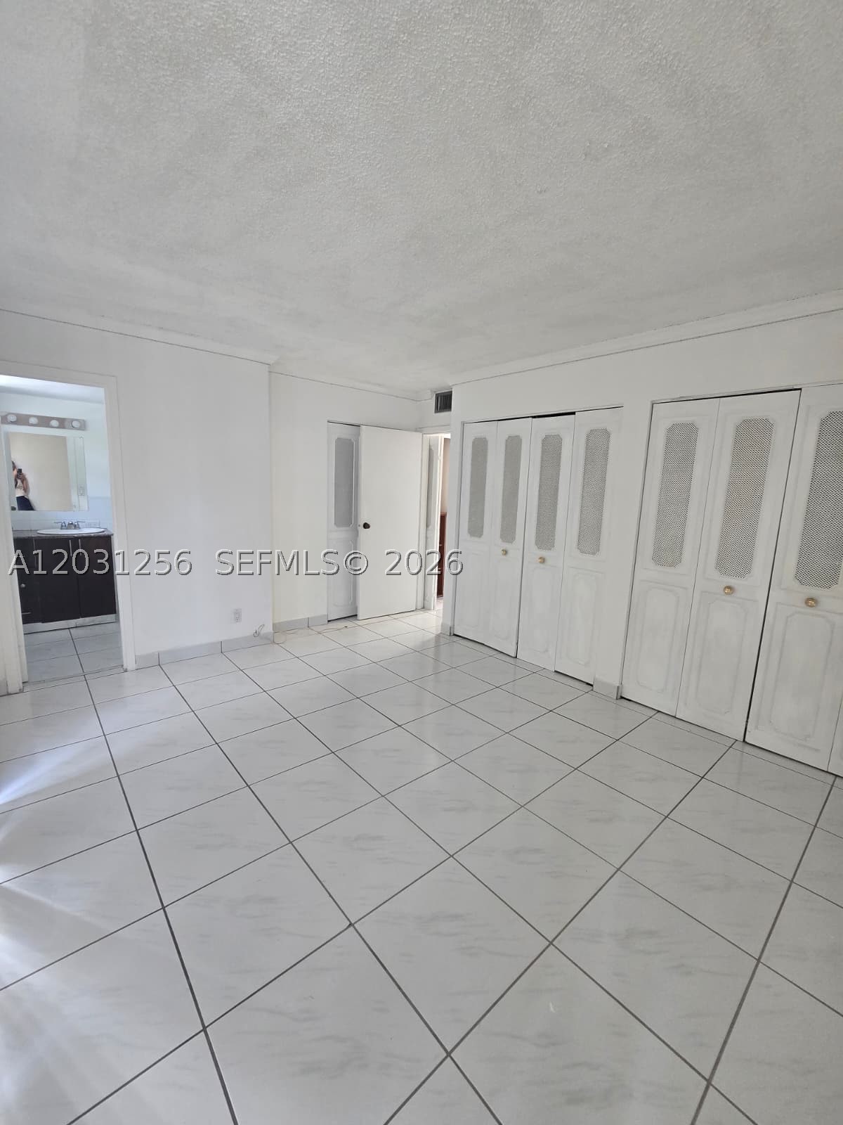 16909 N Bay Rd 321 Property Photo 29