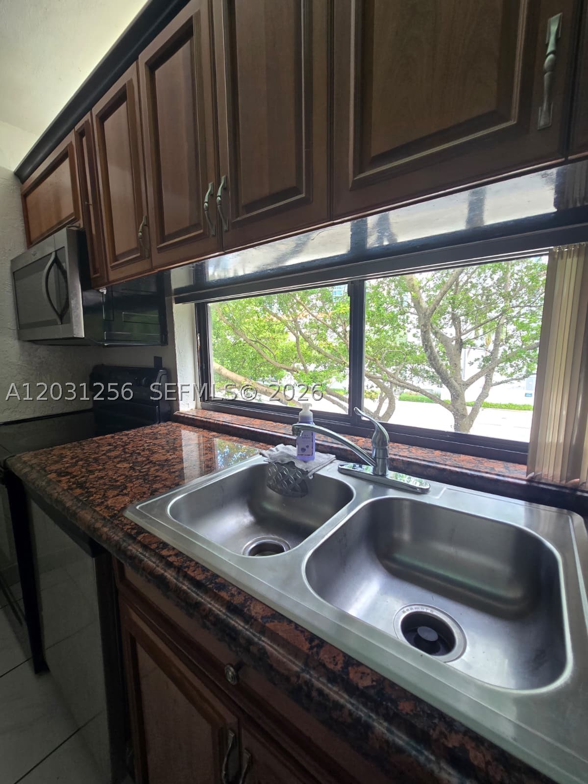 16909 N Bay Rd 321 Property Photo 37