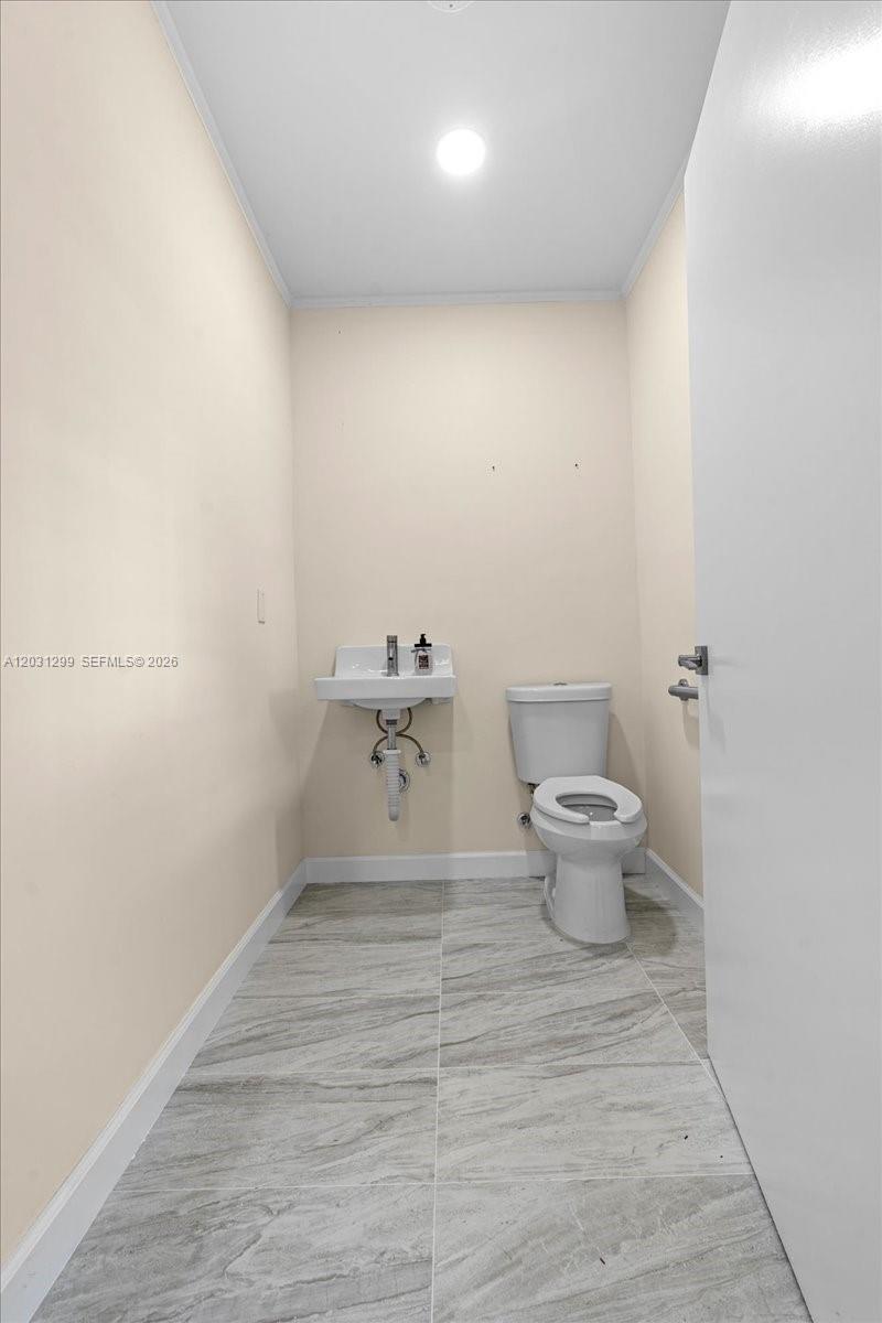 969 N Krome Ave Property Photo 20