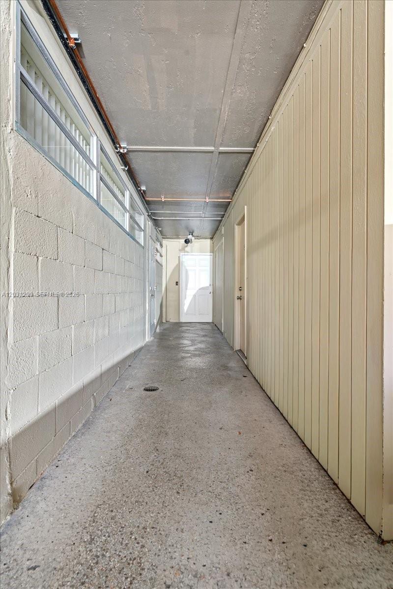 969 N Krome Ave Property Photo 59