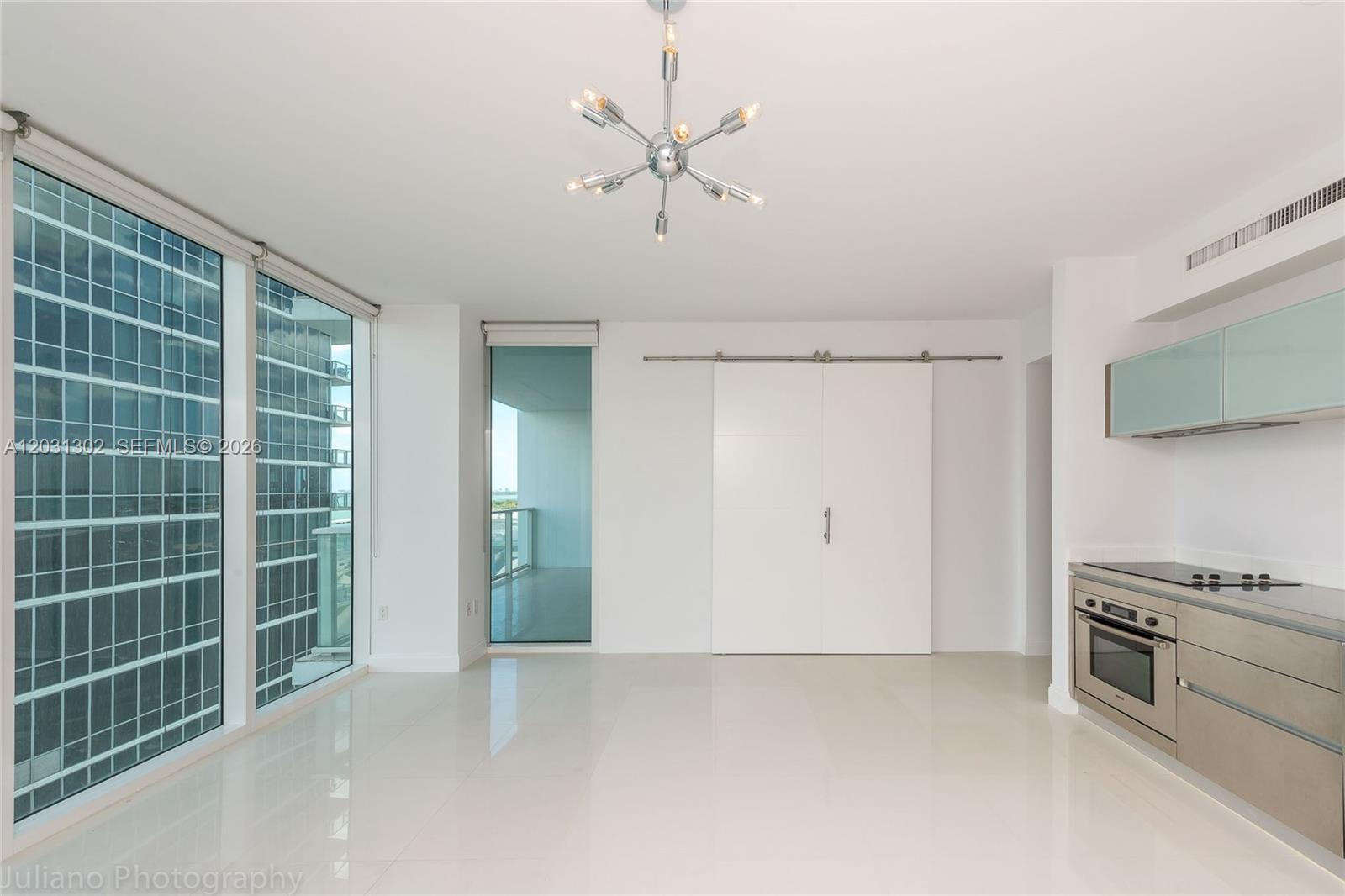 1040 Biscayne Blvd 1205 Property Photo 7