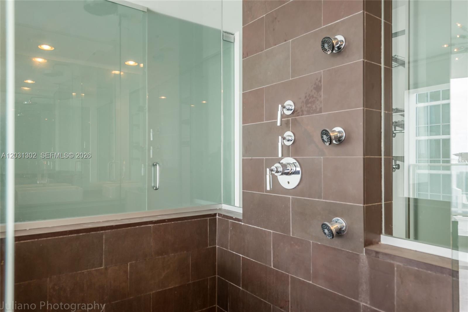 1040 Biscayne Blvd 1205 Property Photo 15