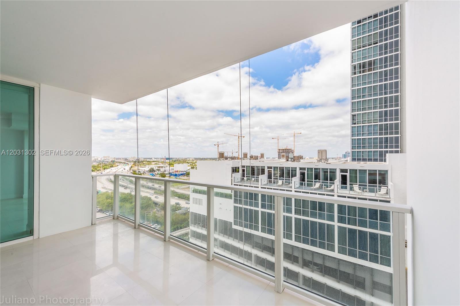 1040 Biscayne Blvd 1205 Property Photo 18