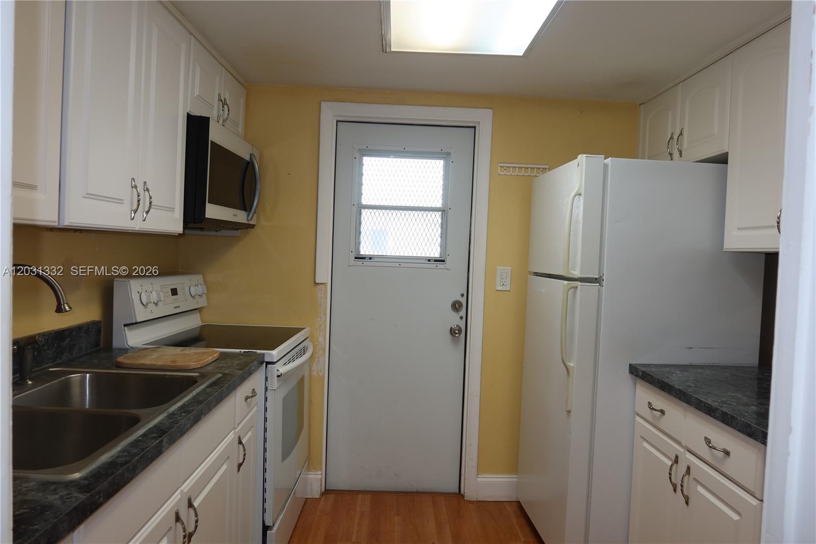 1850 Ne 169th St 312 Property Photo 10