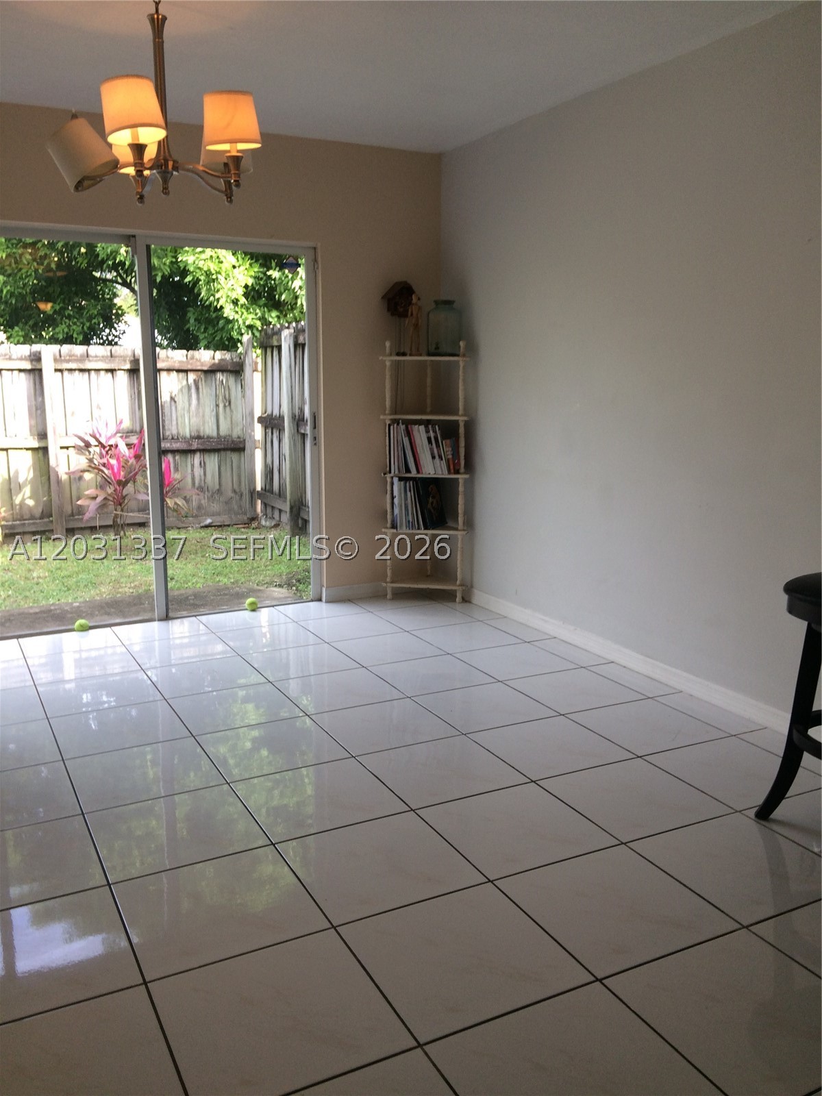 18003 Sw 138th Ct Property Photo 9