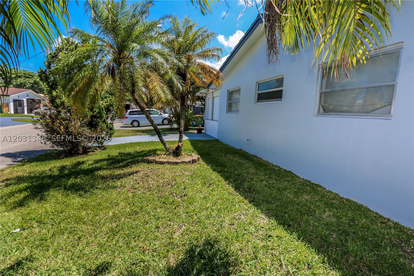 2700 Nw 52nd Ct Property Photo 21