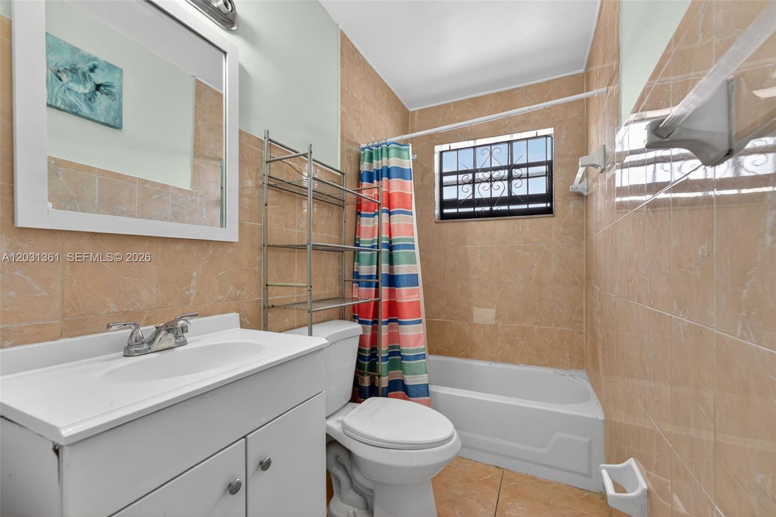 18930 Nw 44th Ct C Property Photo 6