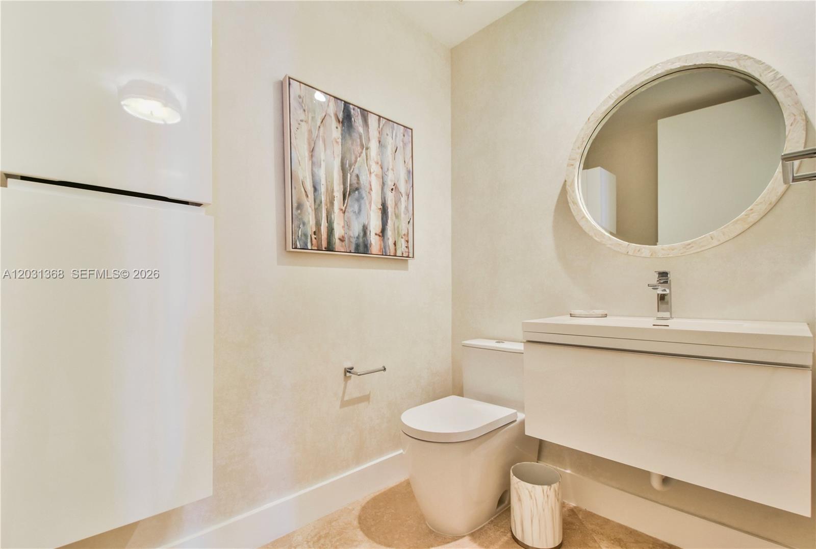 100 S Pointe Dr 2806 Property Photo 27