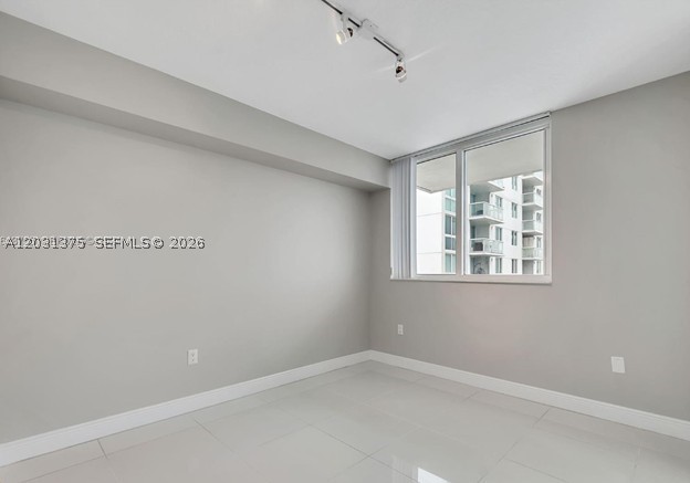 1871 Nw S River Dr 1606 Property Photo 10