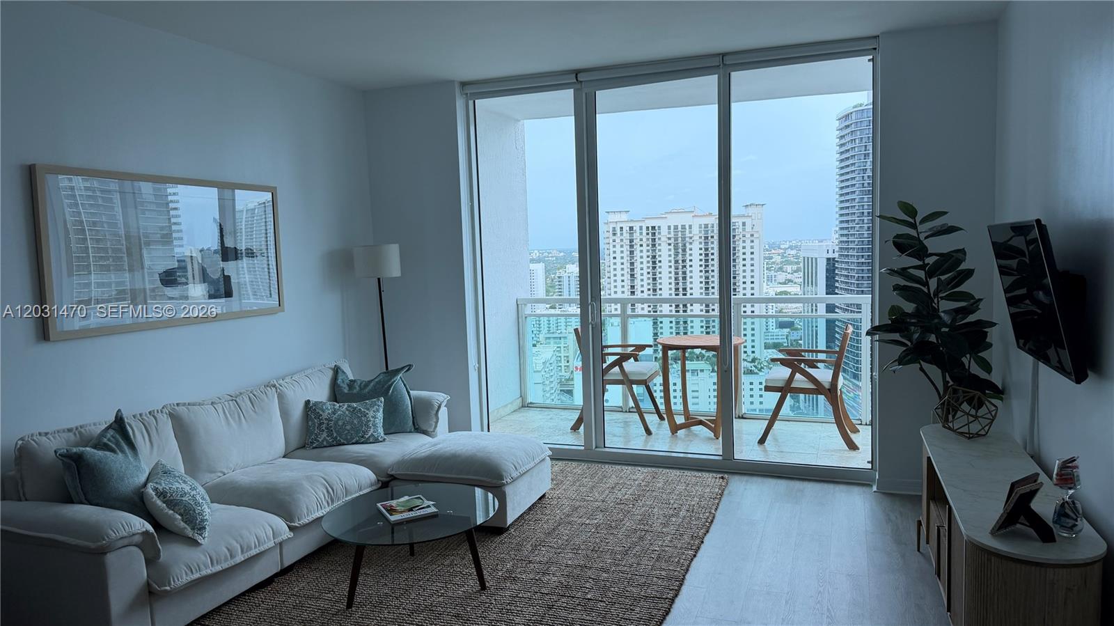 A12031470 Property Photo 5