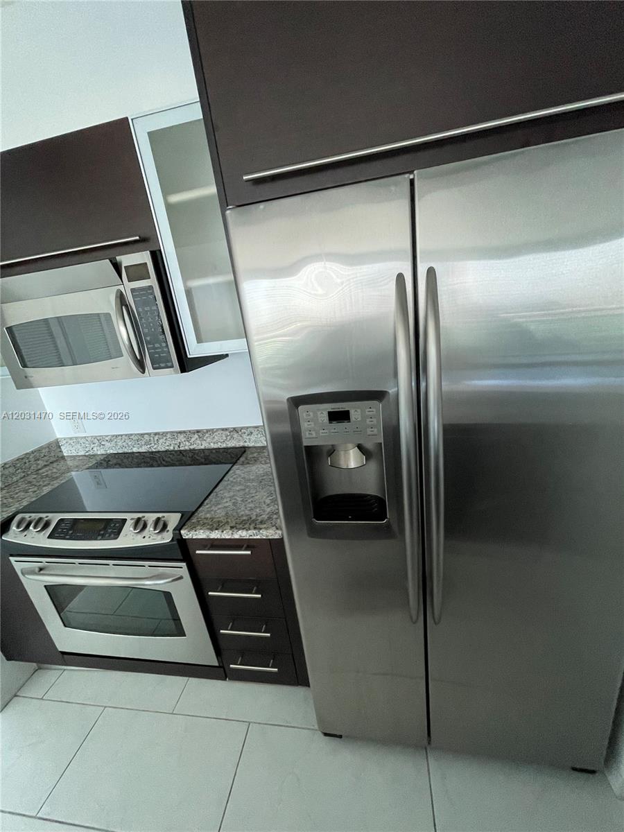 A12031470 Property Photo 10