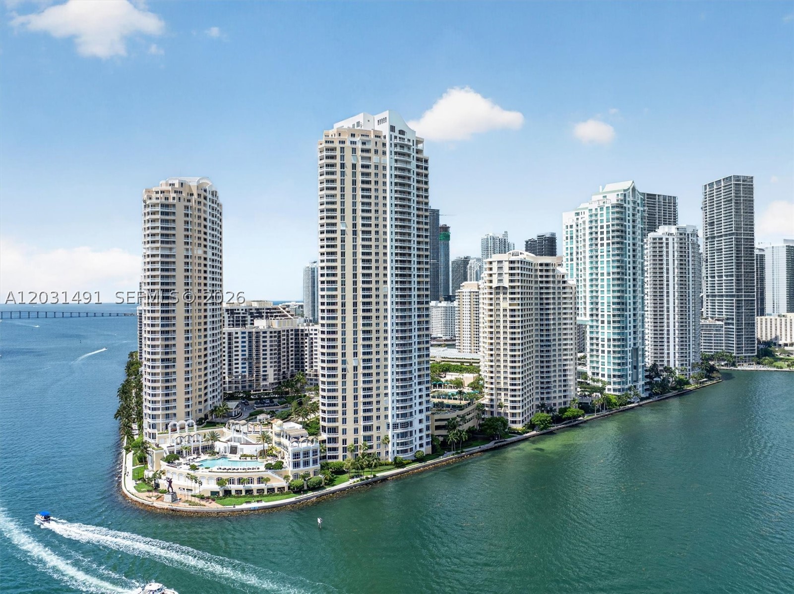 848 Brickell Key Dr 3402 Property Photo 4