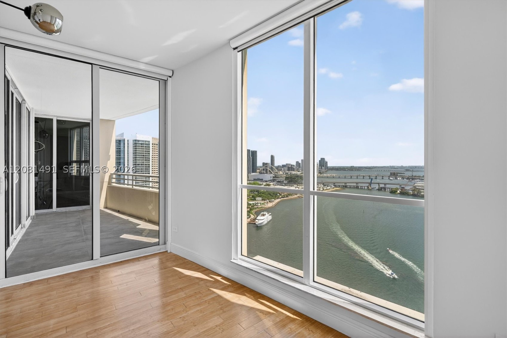 848 Brickell Key Dr 3402 Property Photo 41