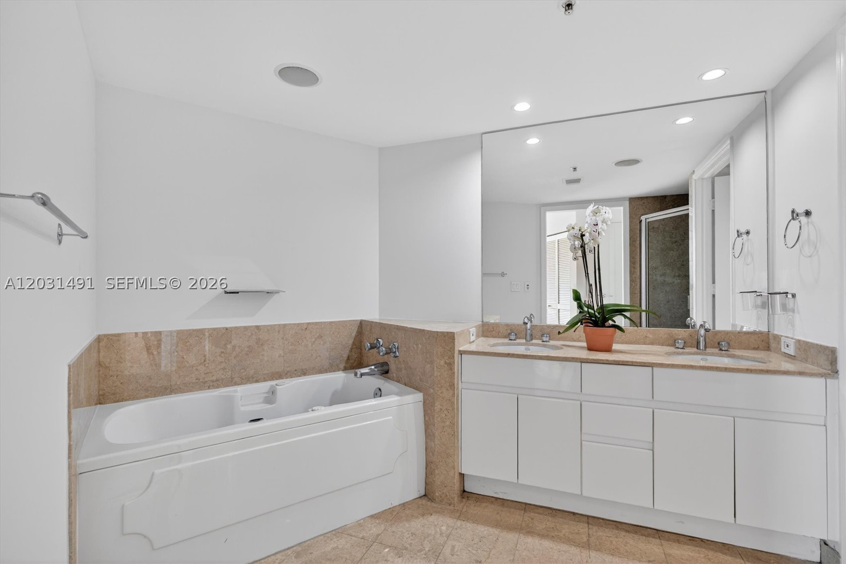 848 Brickell Key Dr 3402 Property Photo 47