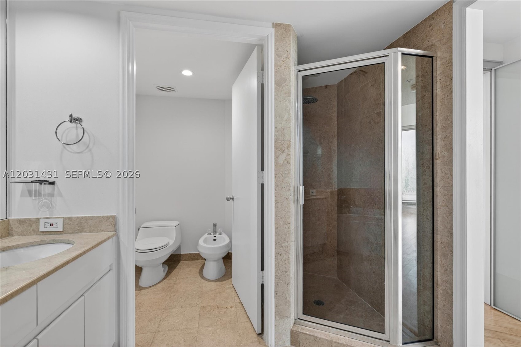 848 Brickell Key Dr 3402 Property Photo 49