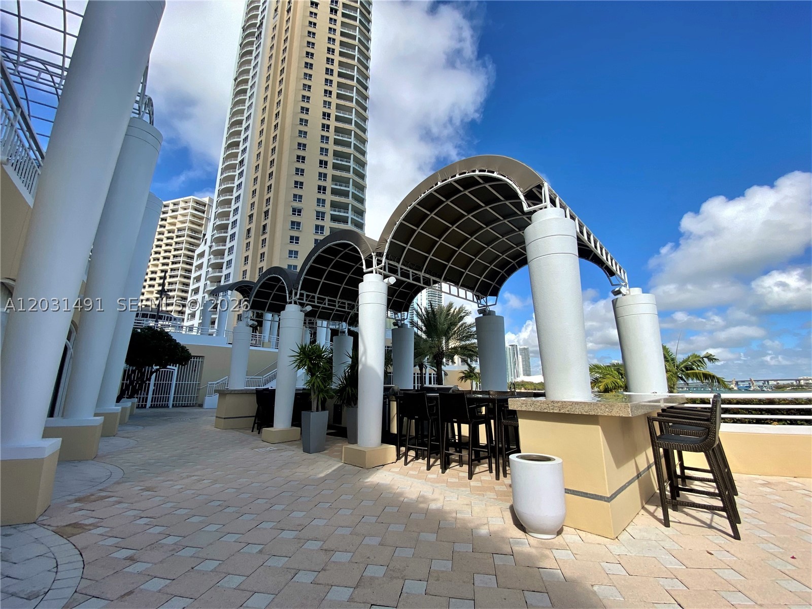 848 Brickell Key Dr 3402 Property Photo 82