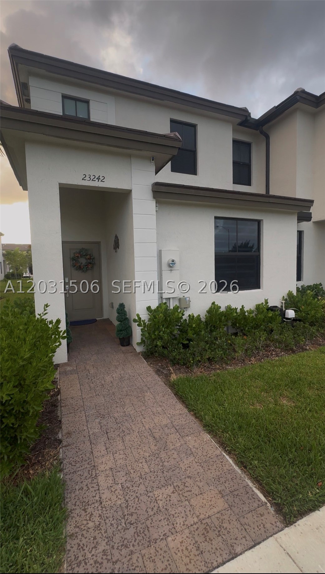 23242 SW 127th Ct Property Photo 1