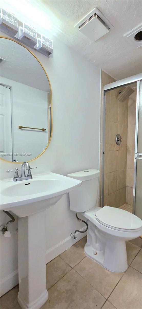 608 Commodore Dr Property Photo 11