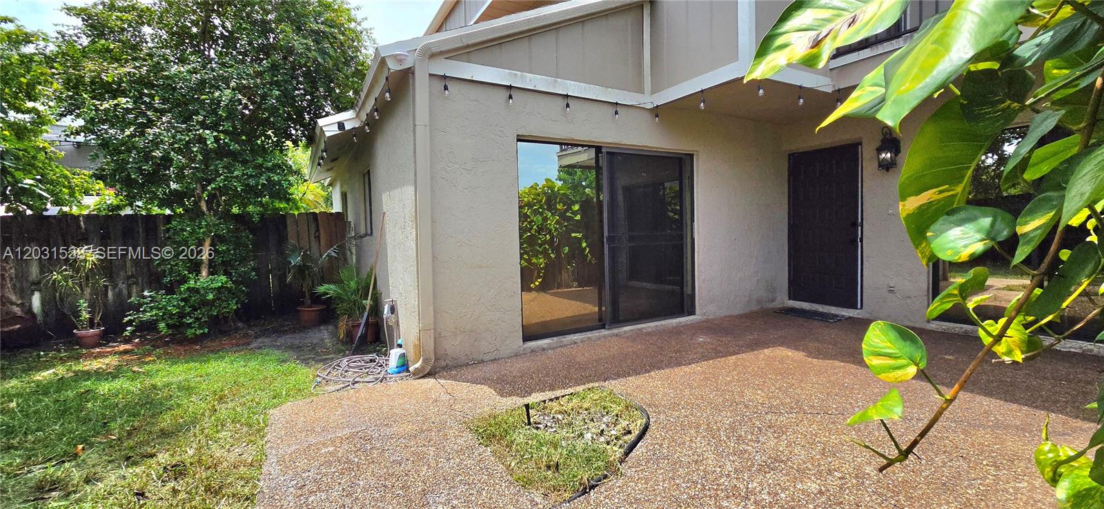 608 Commodore Dr Property Photo 24