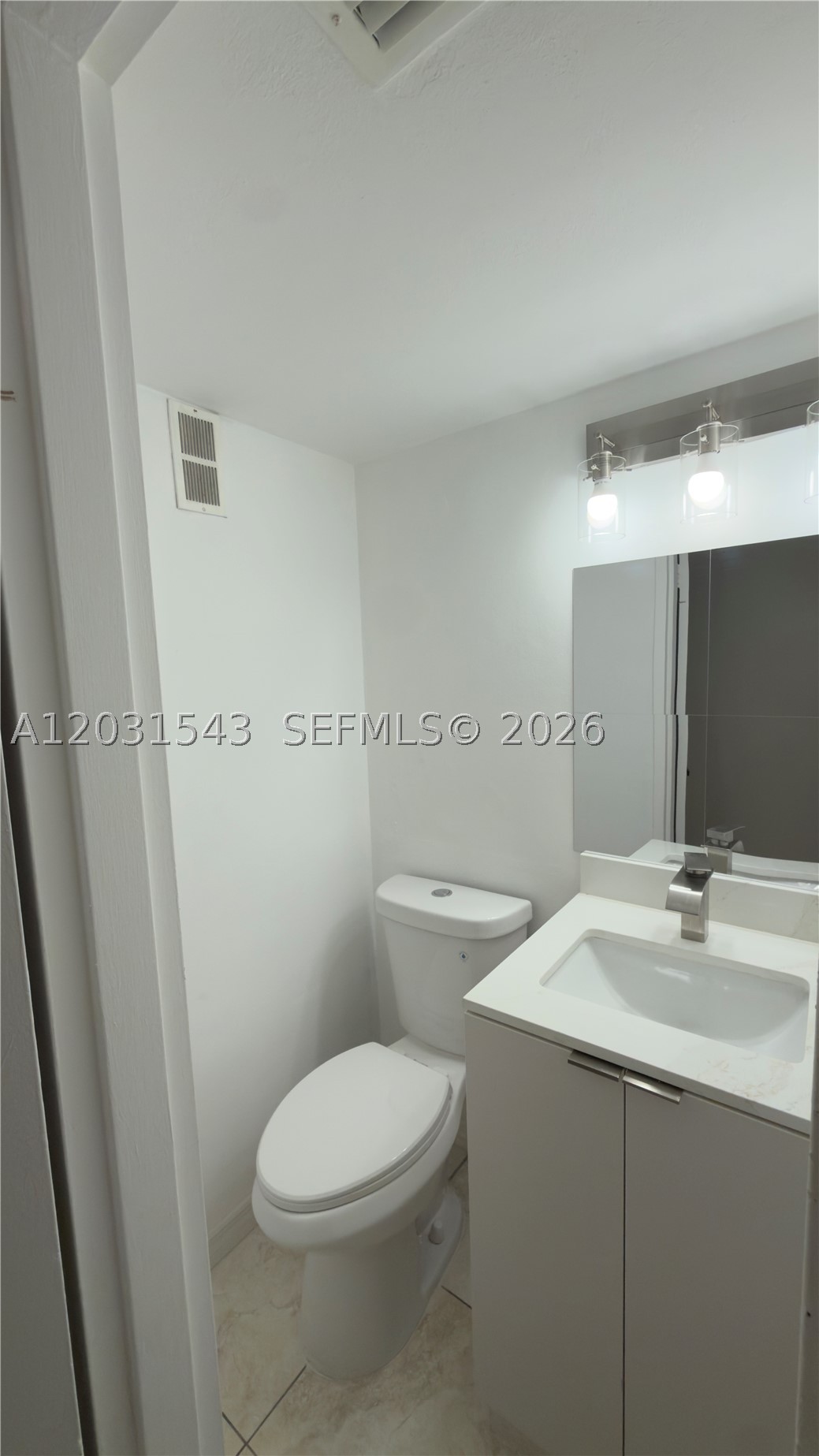 3660 Ne 166th St 805 Property Photo 10