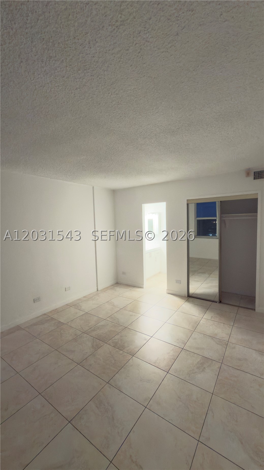 3660 Ne 166th St 805 Property Photo 11