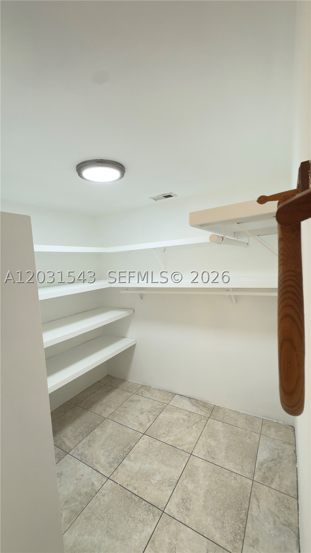 3660 Ne 166th St 805 Property Photo 17